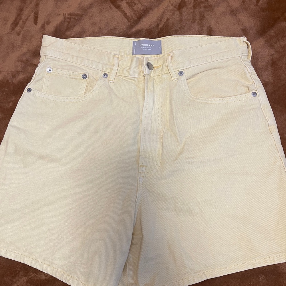 Everlane Women’s Denim Shorts in Lemon Yellow